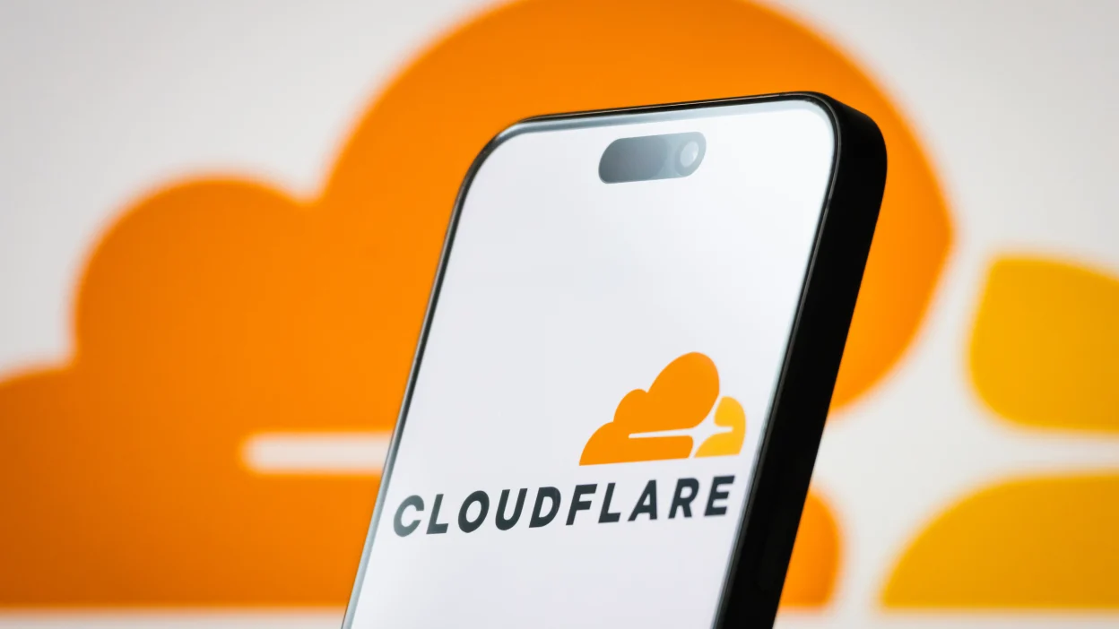 Bien serverat e Cloudflare: Probleme në të gjithë botën, preken dhe faqet shqiptare